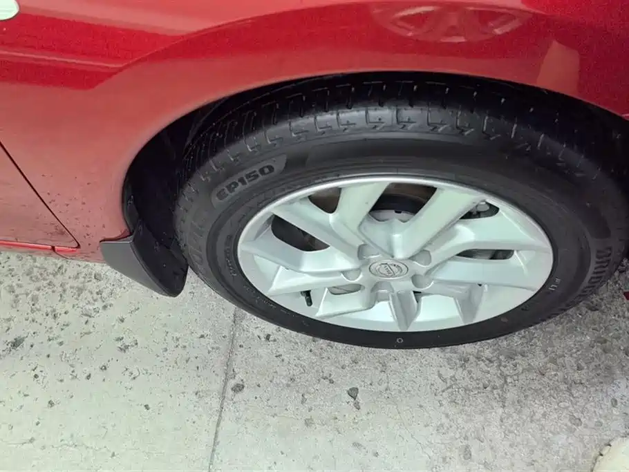 Nissan Tiida 2021 1.6L CVT