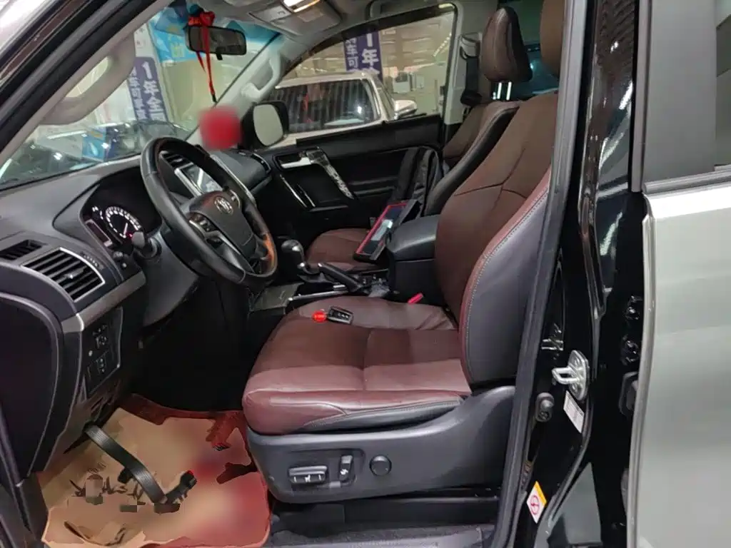 Toyota Prado — миниатюра 15