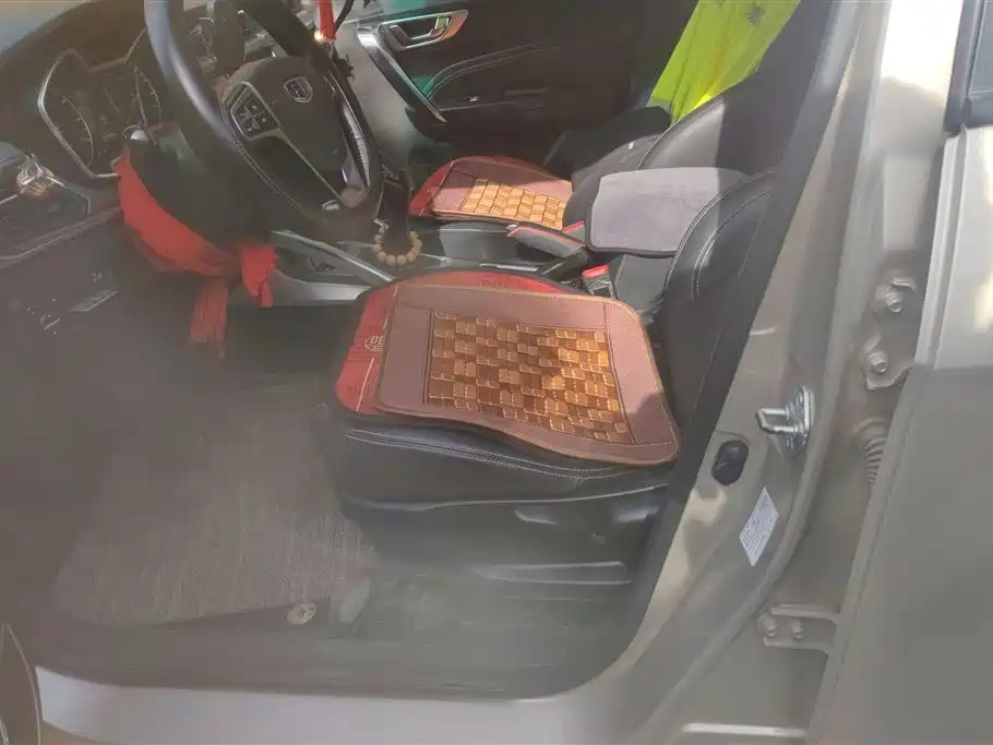 GEELY AUTOMOBILE VISION X3