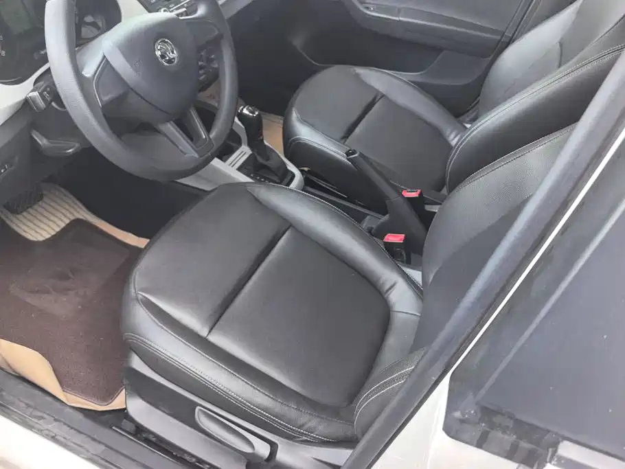 Skoda Fabia — миниатюра 9