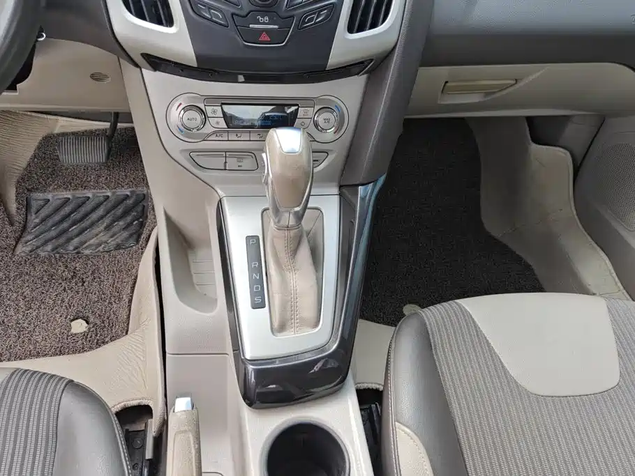 Ford Focus — миниатюра 16