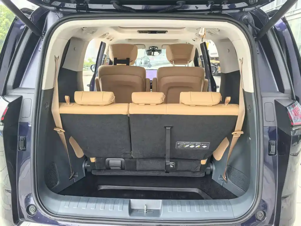 GAC TRUMPCHI E8 NEW ENERGY