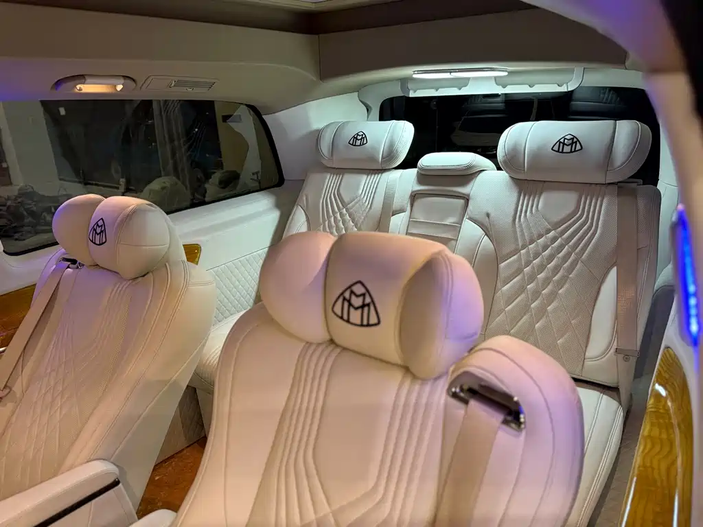 Mercedes-Benz V-Class — миниатюра 9