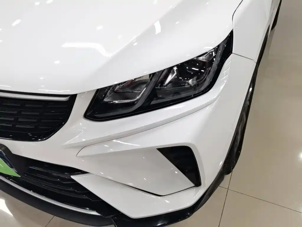 Geely Binyue — миниатюра 24