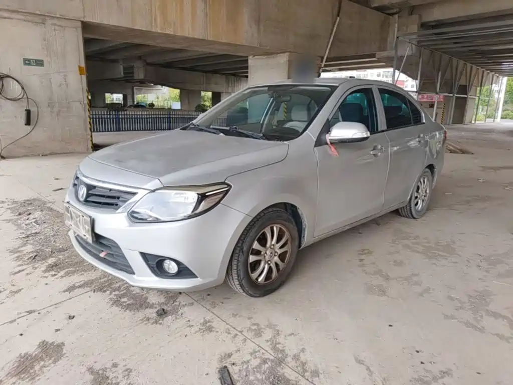 Changan V3 — миниатюра 2