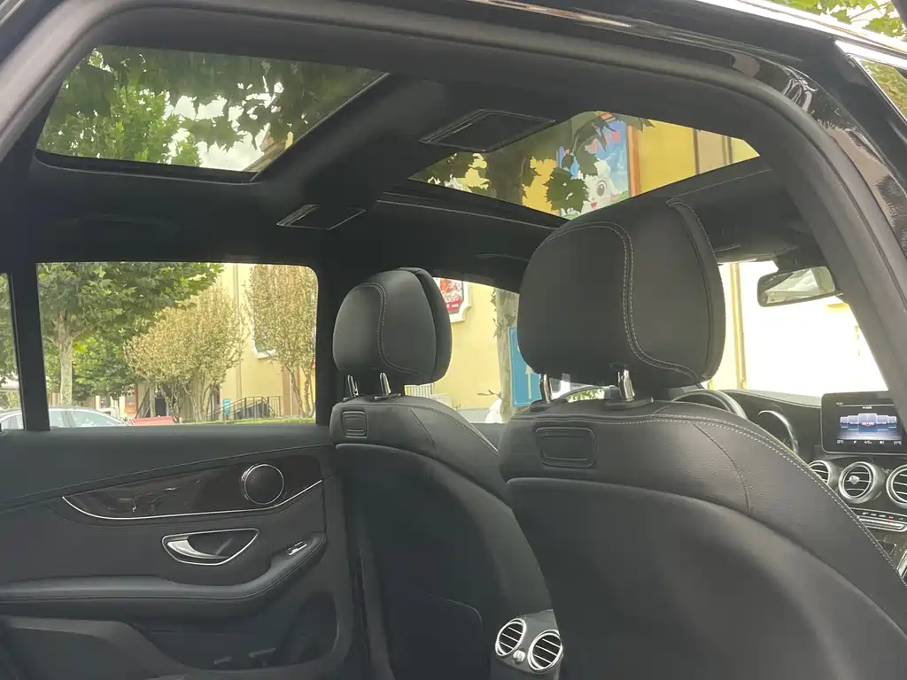 Mercedes-Benz GLC — миниатюра 11
