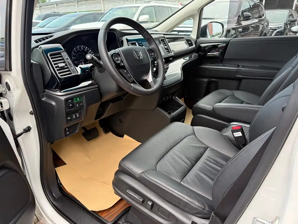 Honda Elysion 2019 2.0L Luxury