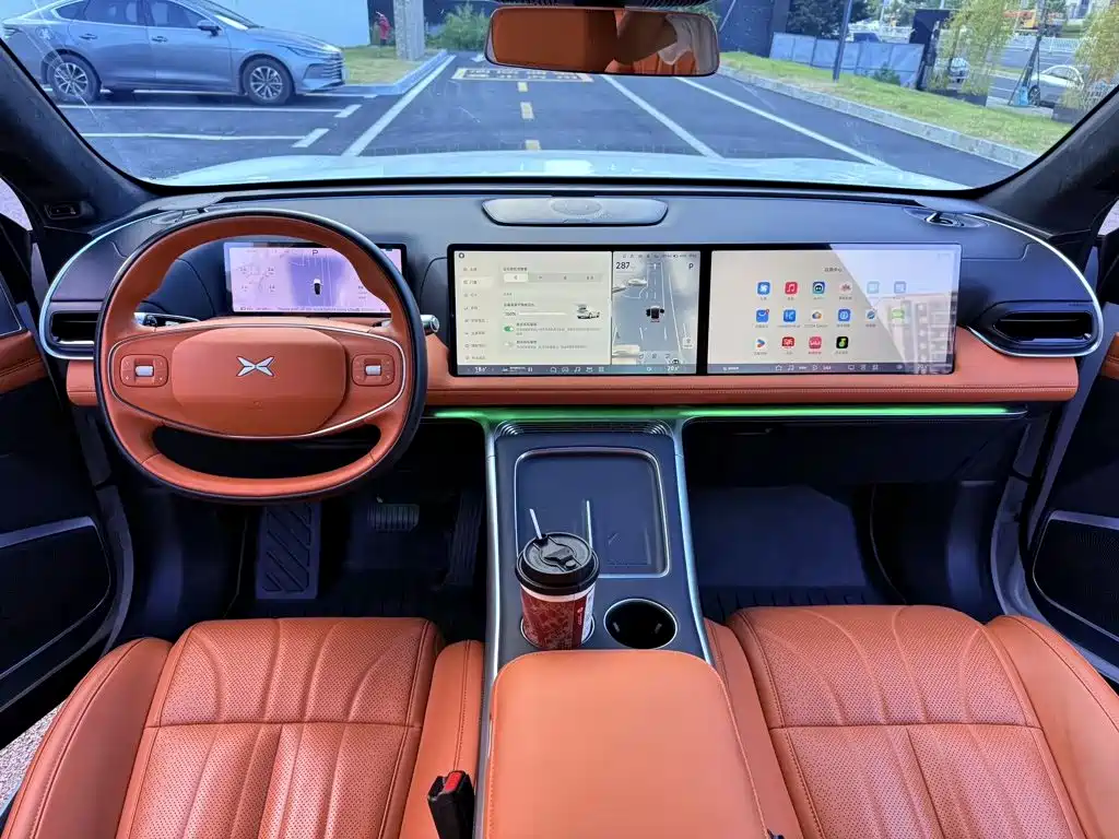 XPeng G9 — миниатюра 5