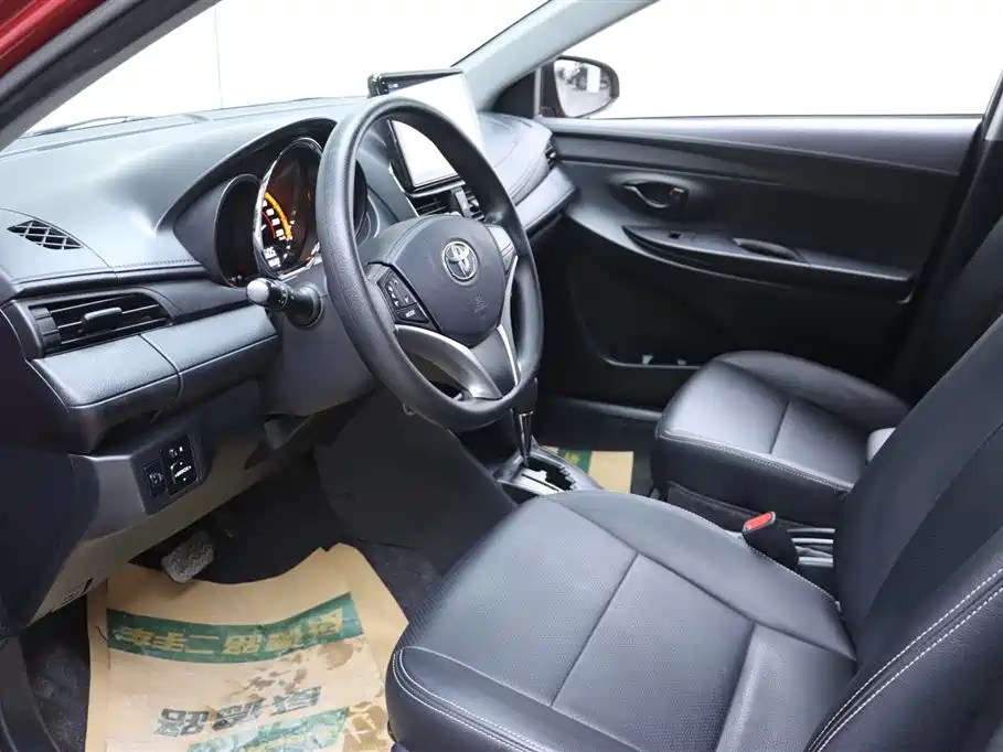 TOYOTA YARIS L ZHIXUAN