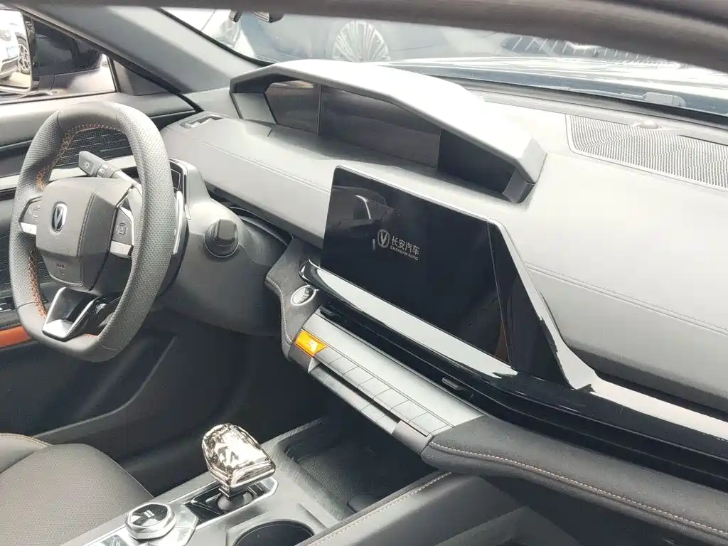 Changan UNI-V 2022 1.5T Sport