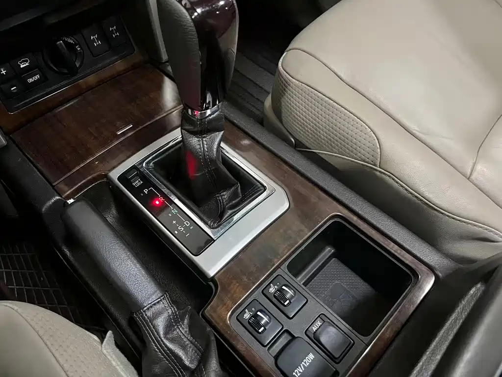 Toyota Prado — миниатюра 10