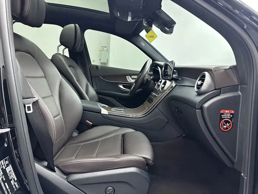 Mercedes-Benz GLC — миниатюра 13