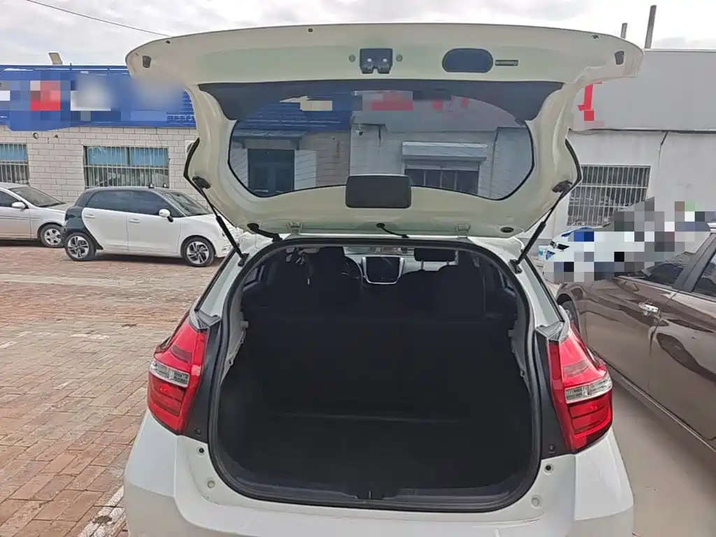 Toyota Vios FS — миниатюра 19