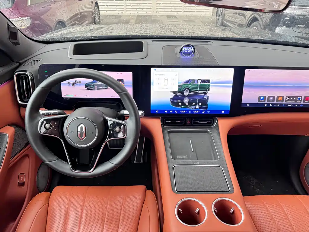 Aito M8 2025 Ultra 53.4kWh 6 мест (192 )