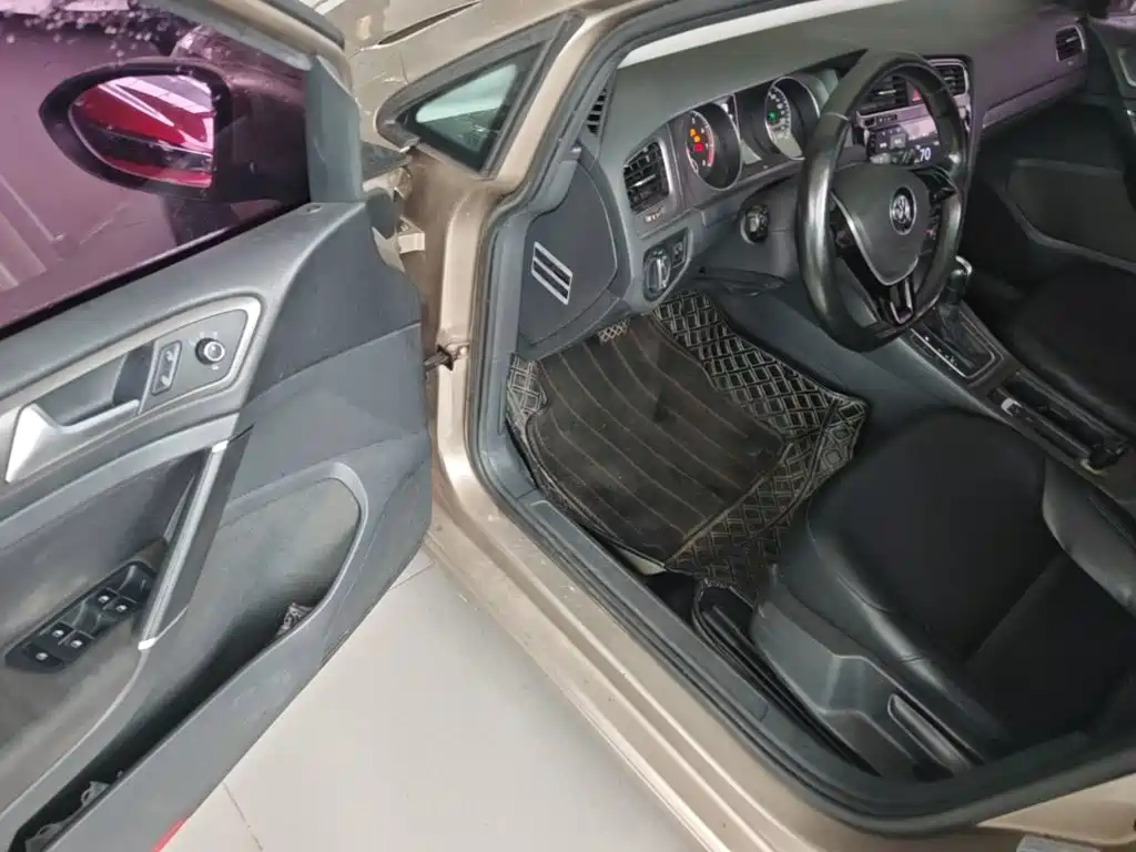 Volkswagen Golf — миниатюра 16