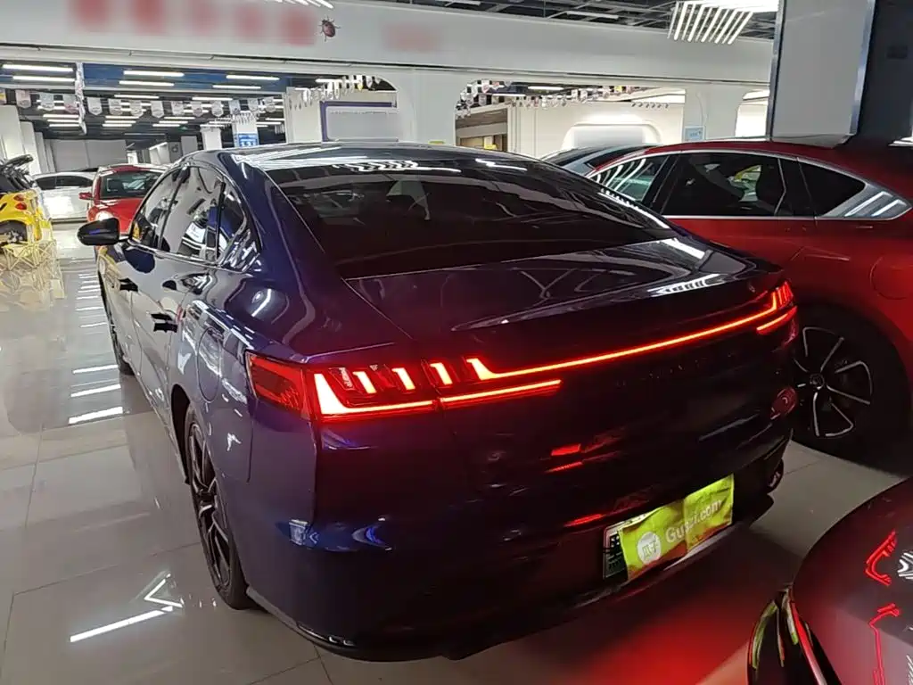 BYD Han — миниатюра 5
