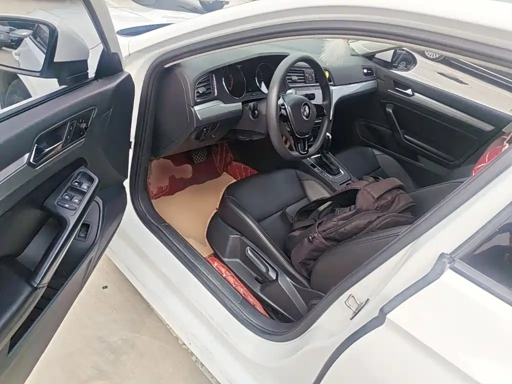 Volkswagen Lamando — миниатюра 15