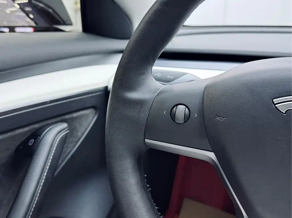 Tesla Model 3 — фотографии объявления, Фото 20