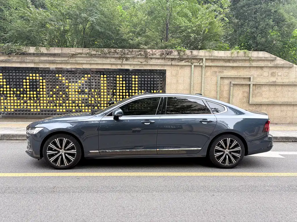 Volvo S90 — миниатюра 7