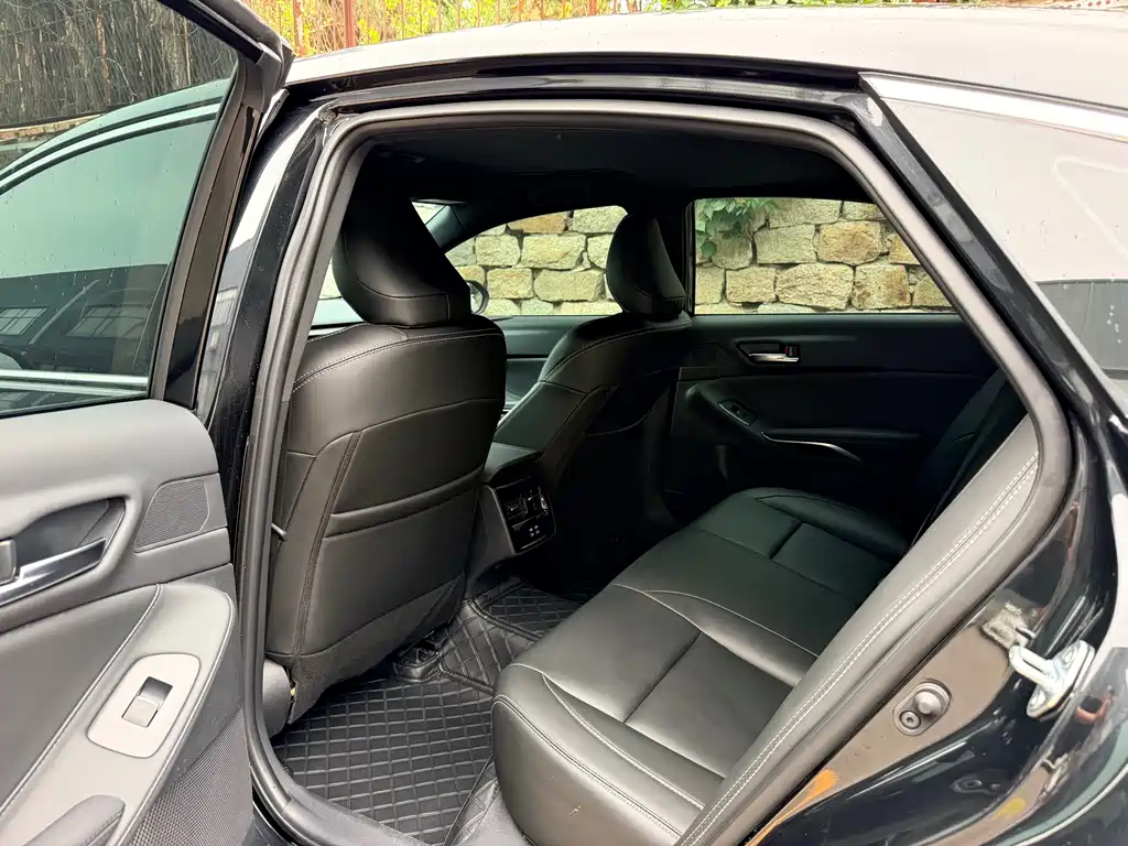 Toyota Avalon 2024 2.0L