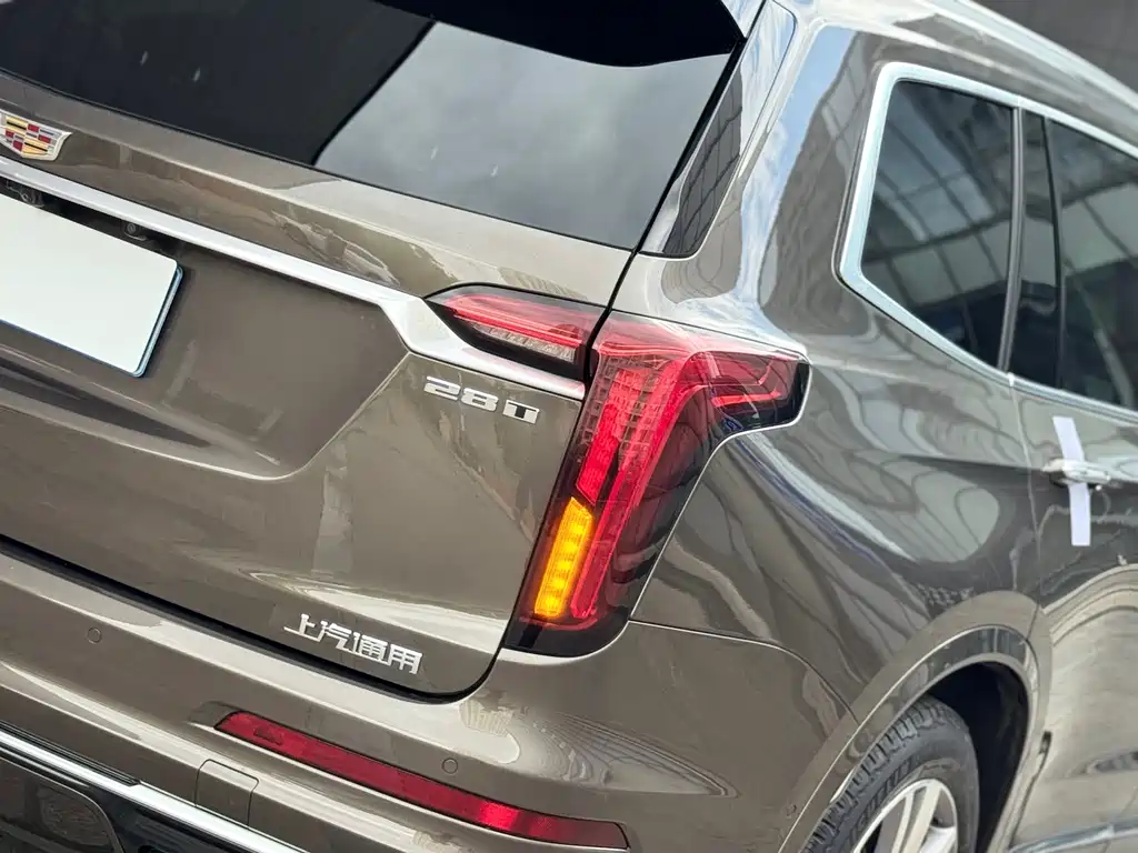 Cadillac XT6 — миниатюра 40