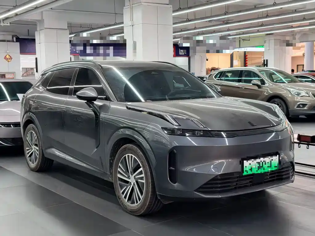 Lynk & Co 08 EM-P — миниатюра 3