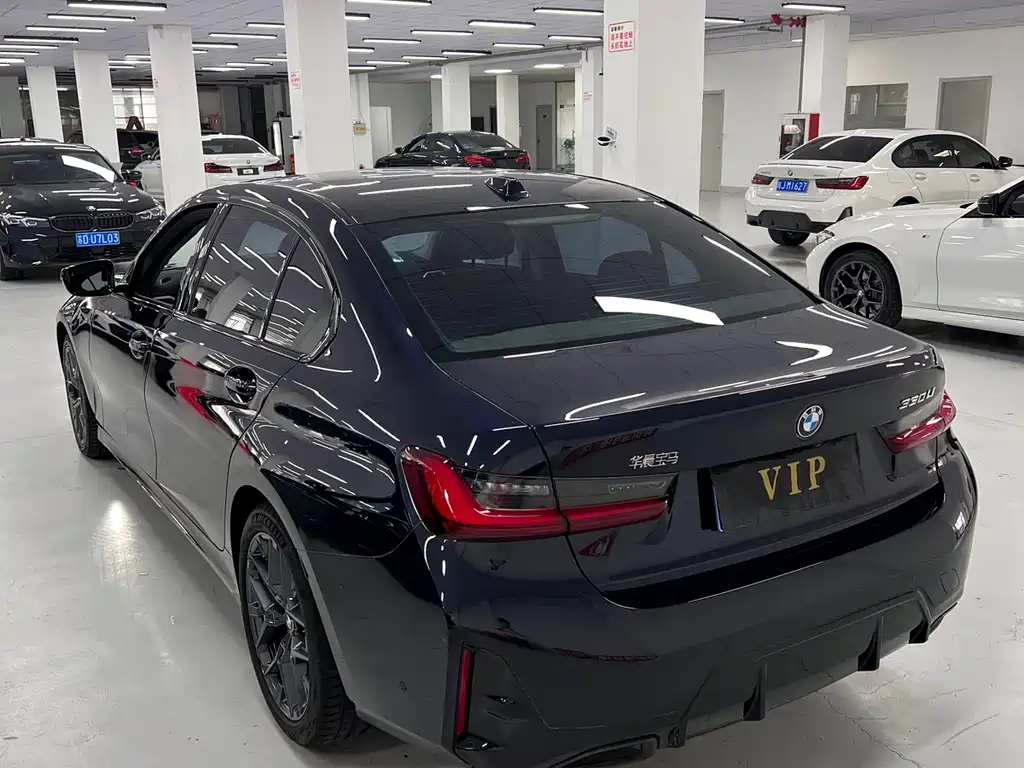 BMW 3 Series — миниатюра 4