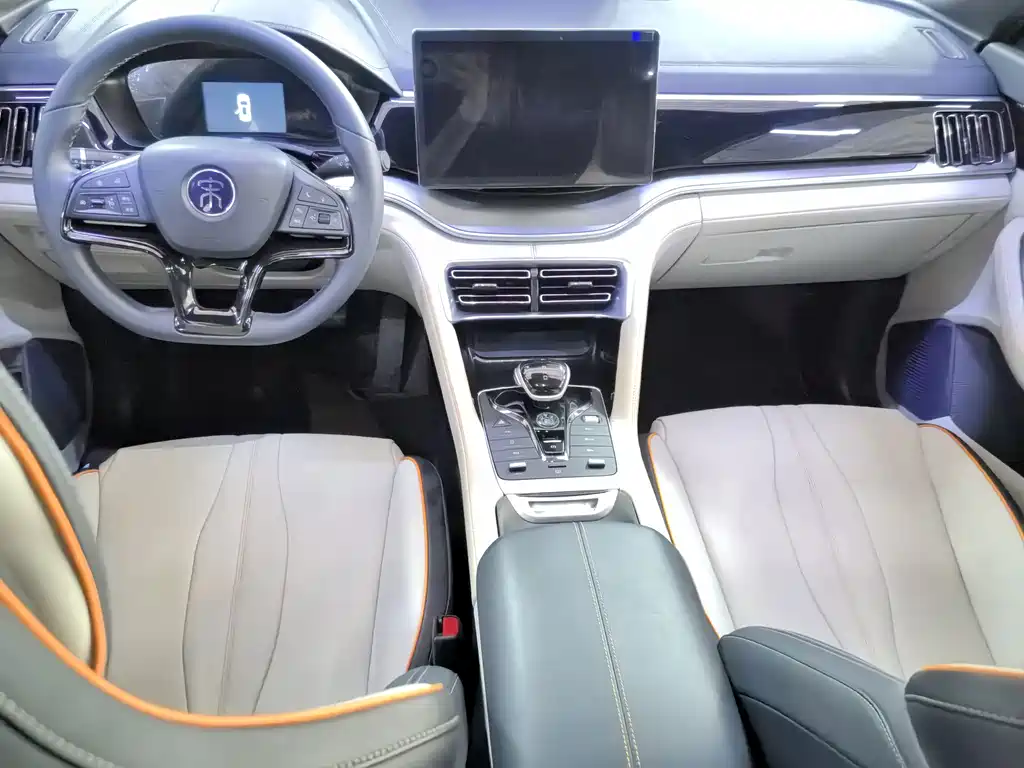 BYD Song Plus DM-i 2021 — фото 8