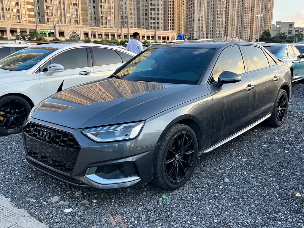 Audi A4L 2020 40 TFSI Luxury