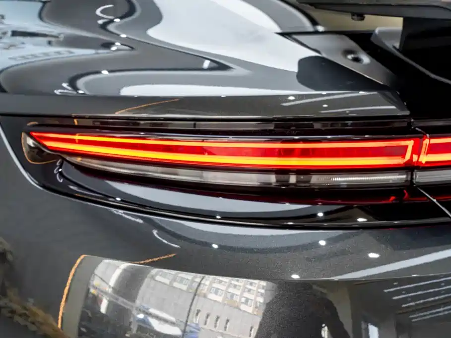 Porsche Panamera — миниатюра 9