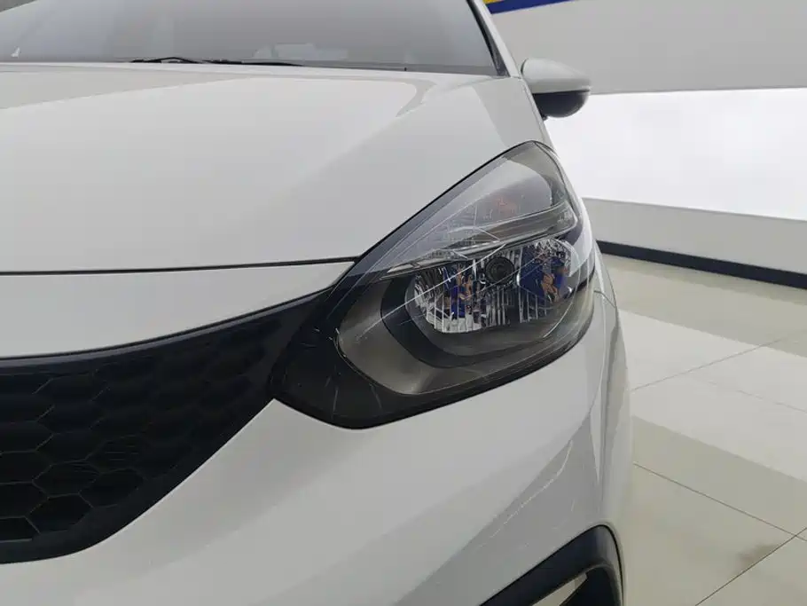 Honda Fit — миниатюра 5