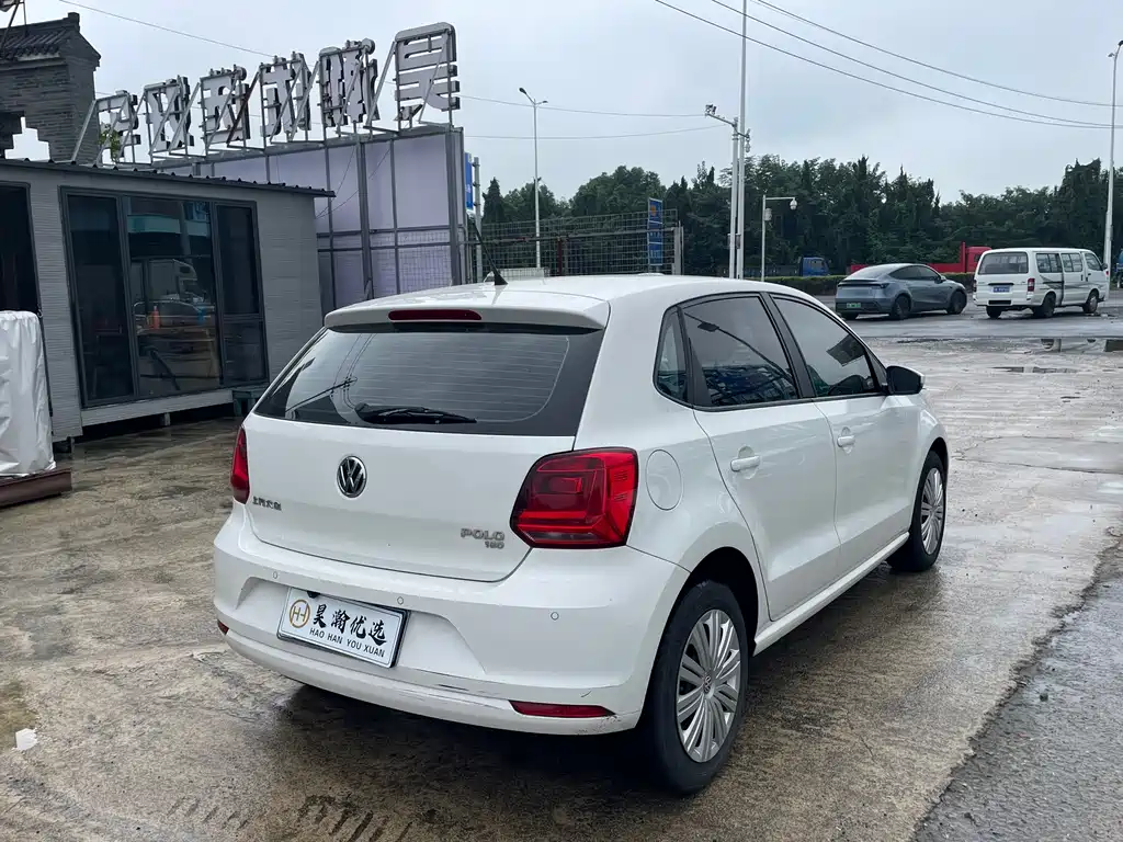 Volkswagen Polo — миниатюра 8