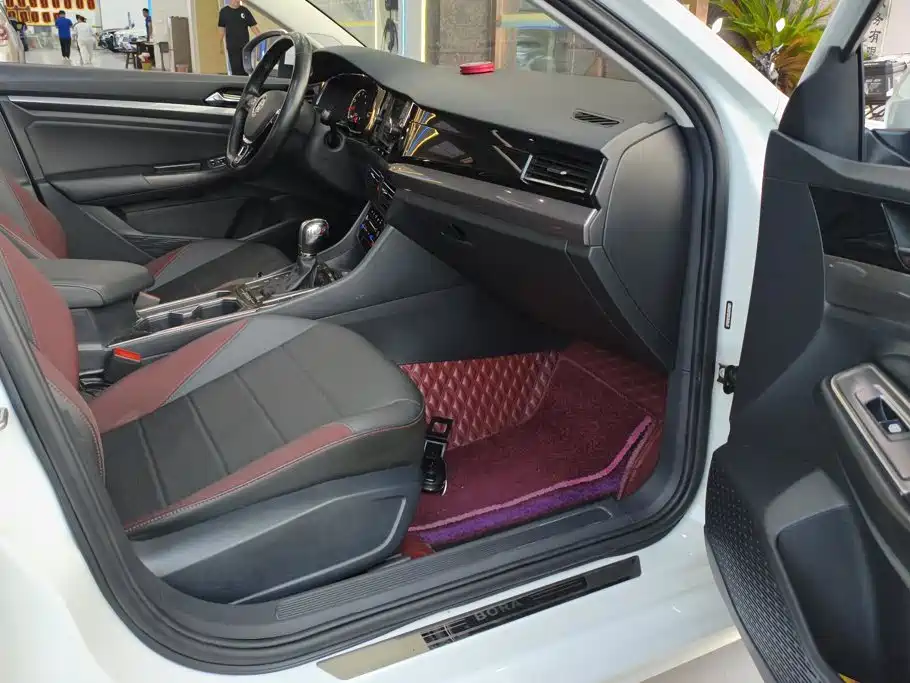 Volkswagen Bora — миниатюра 8