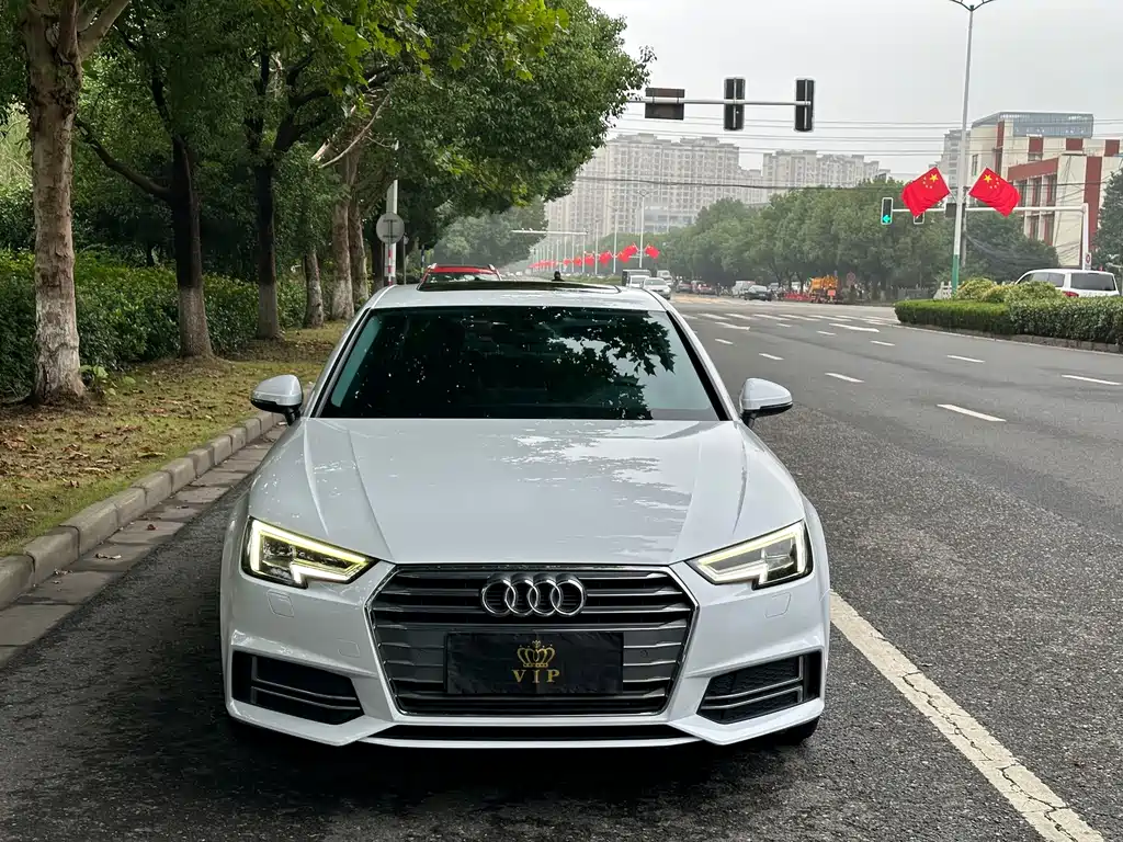 Audi A4L — миниатюра 2
