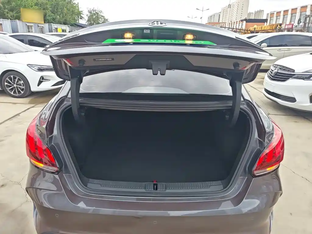 MG MG5 — миниатюра 19