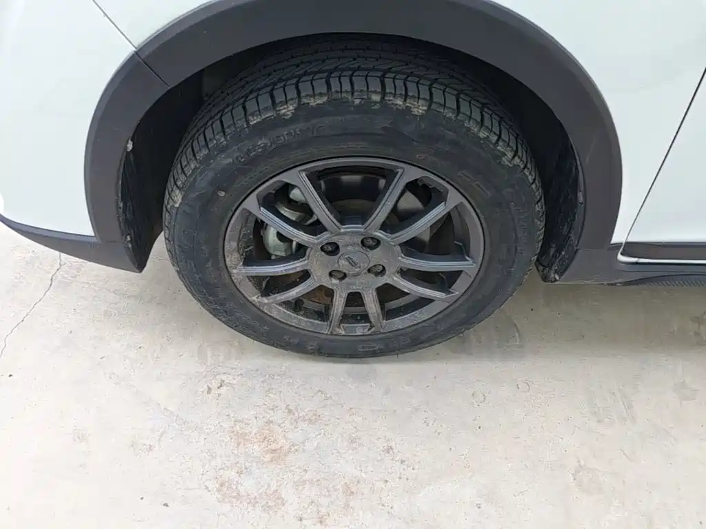 Geely Vision X3 — миниатюра 14