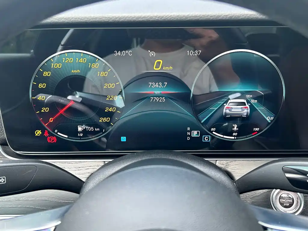 Mercedes-Benz E-Class — миниатюра 9
