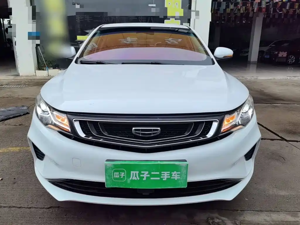 Geely Emgrand GL — миниатюра 3
