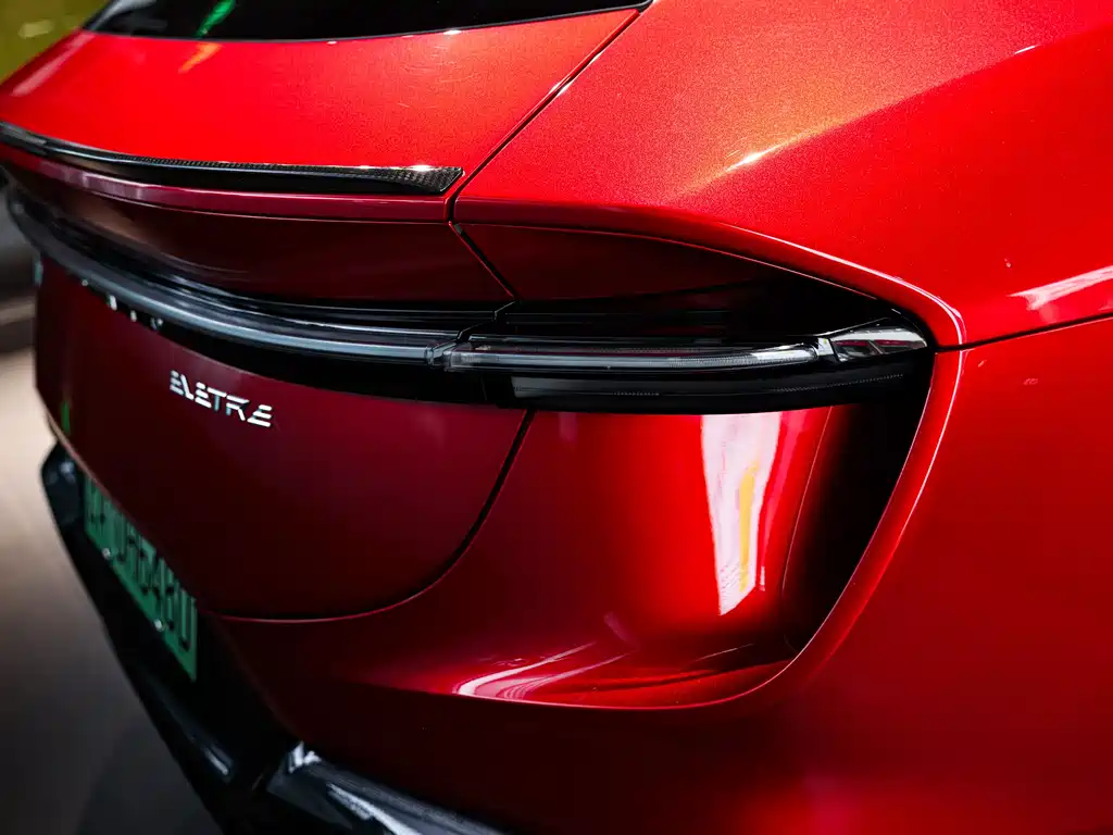 Lotus Eletre 2023 ELETRE S+