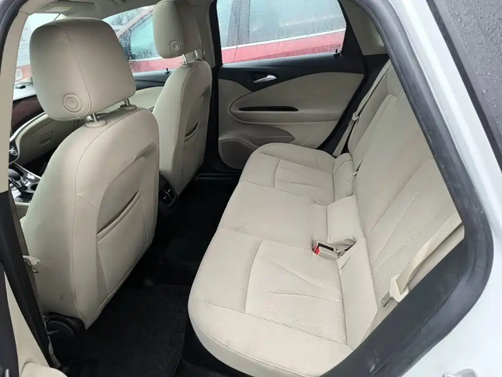 Buick Verano — миниатюра 17