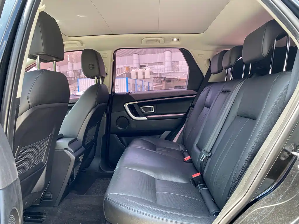 Land Rover Discovery Sport — миниатюра 8