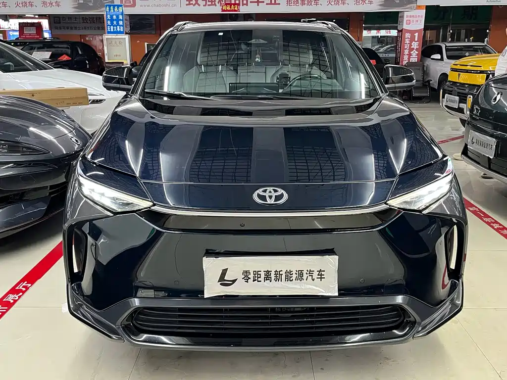 Toyota bZ4X — миниатюра 2