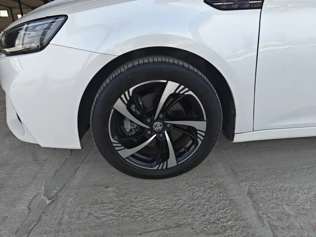 MG MG6 — миниатюра 23
