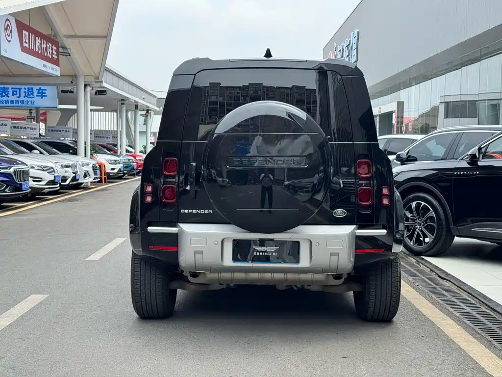 Land Rover Land Rover Defender 2024 110 3.0T P400 XS