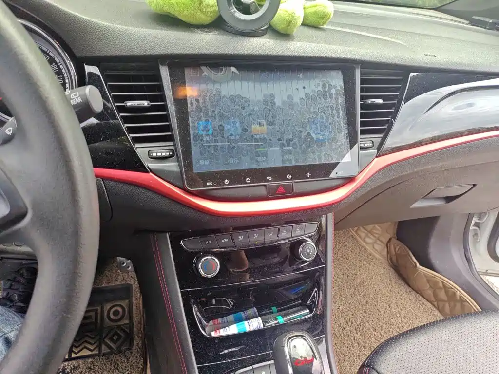Buick Verano — миниатюра 14