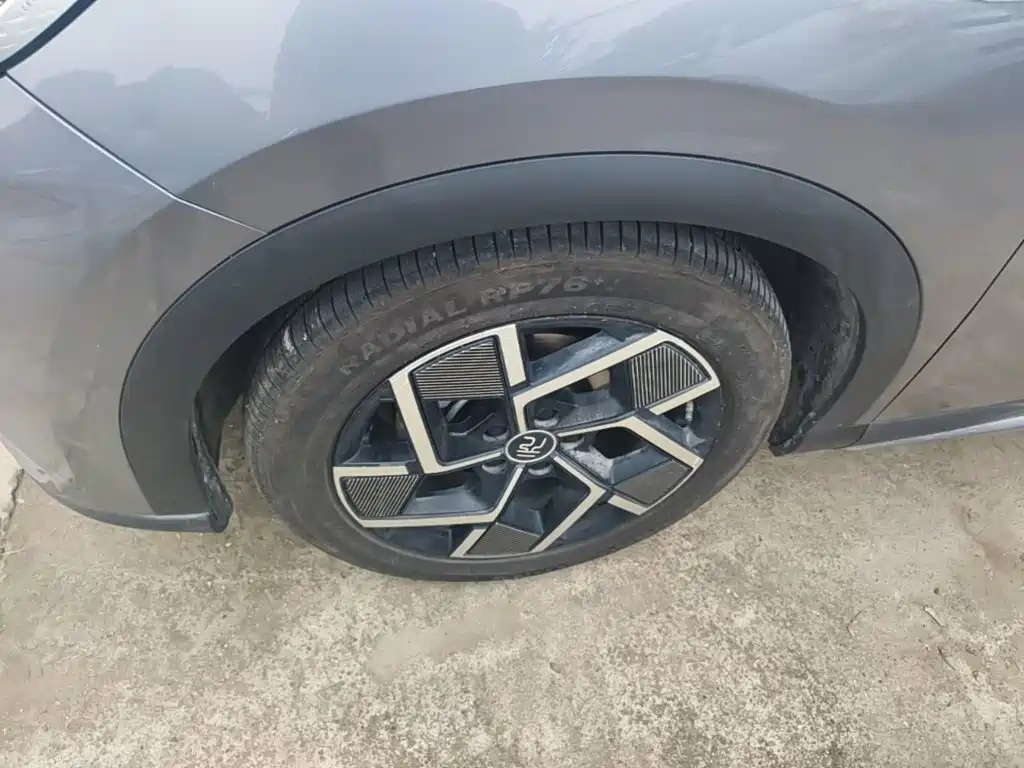 BYD Yuan Plus — миниатюра 23