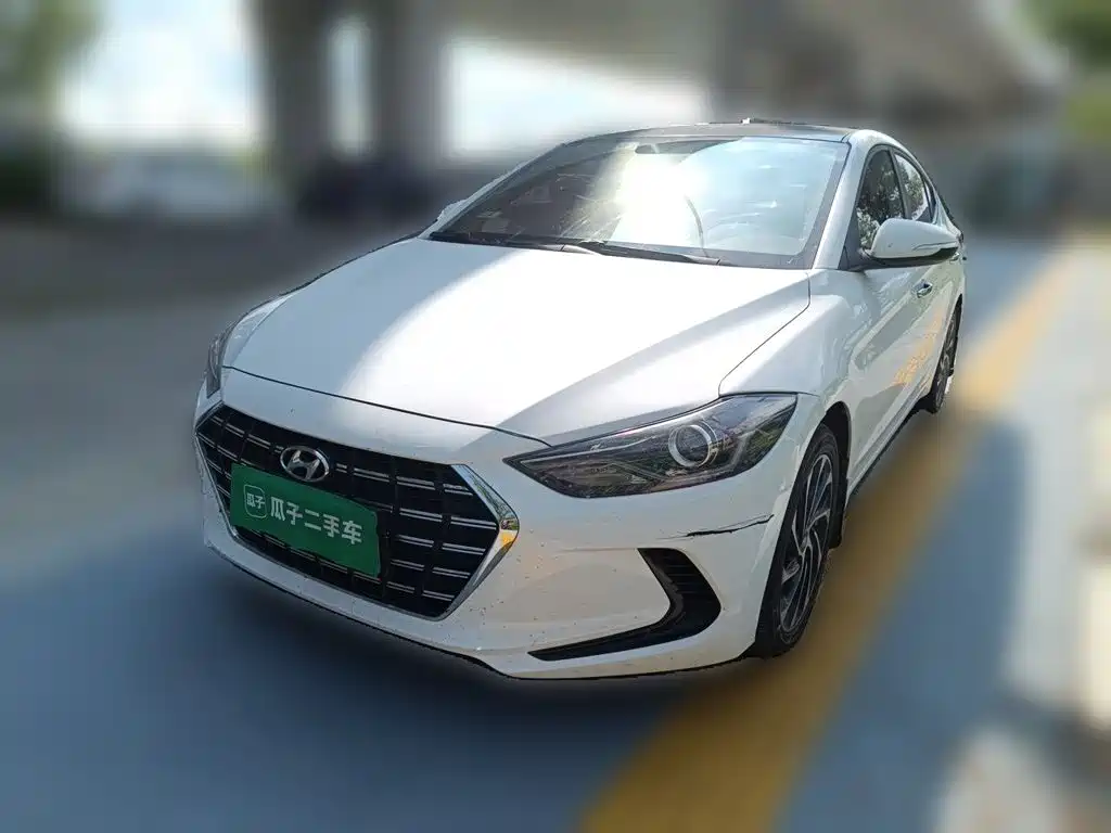 Hyundai Elantra — миниатюра 2