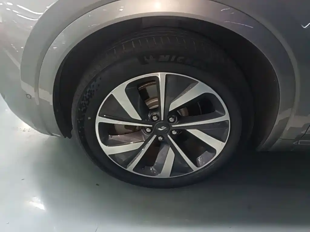 Li Auto Li ONE — миниатюра 23