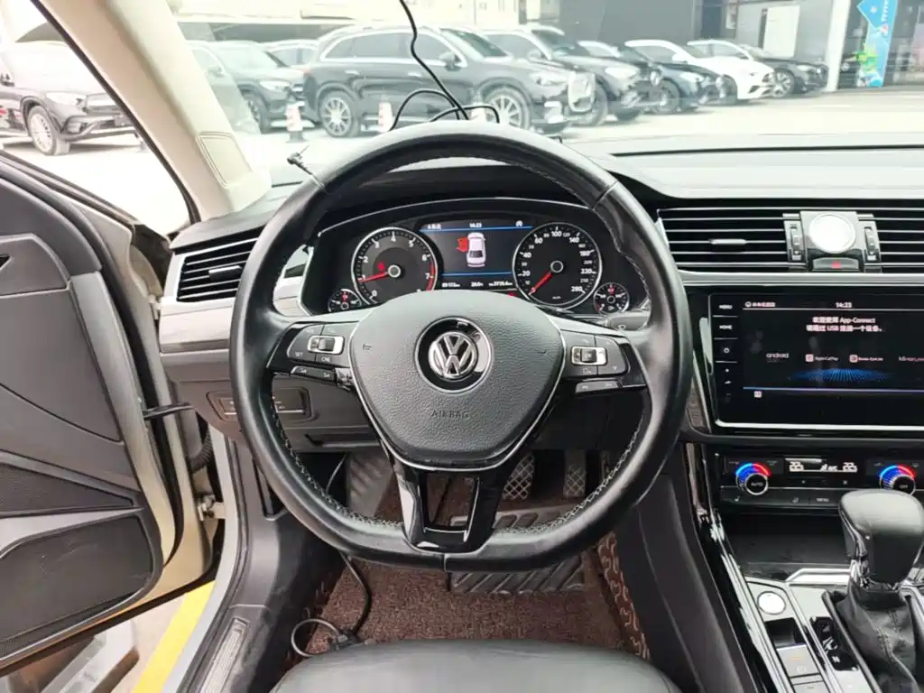 Volkswagen Phideon — миниатюра 15