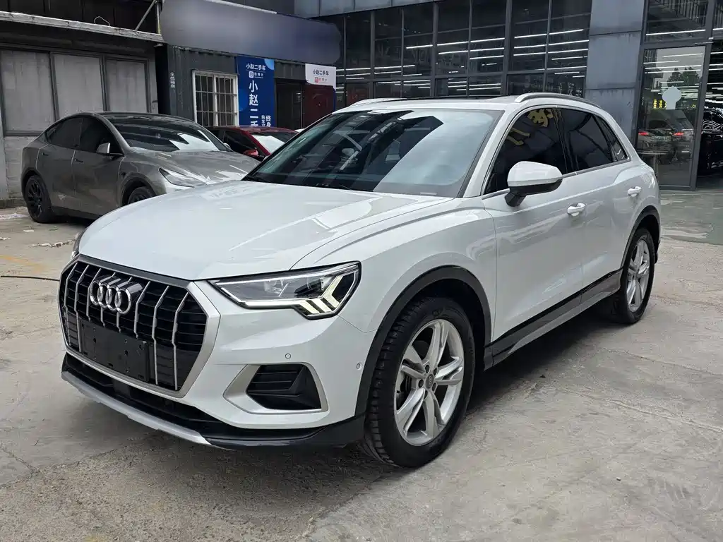 Audi Q3 2021